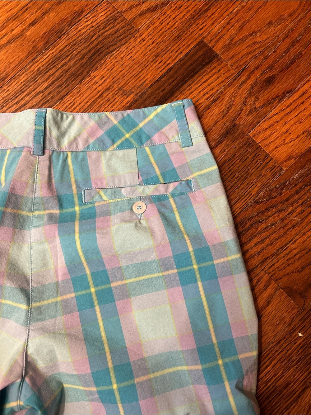Lilly Pulitzer Pastel Plaid Women’s Bermuda Shorts - Aqua, Pink, Yellow Size 2P - Picture 15 of 16